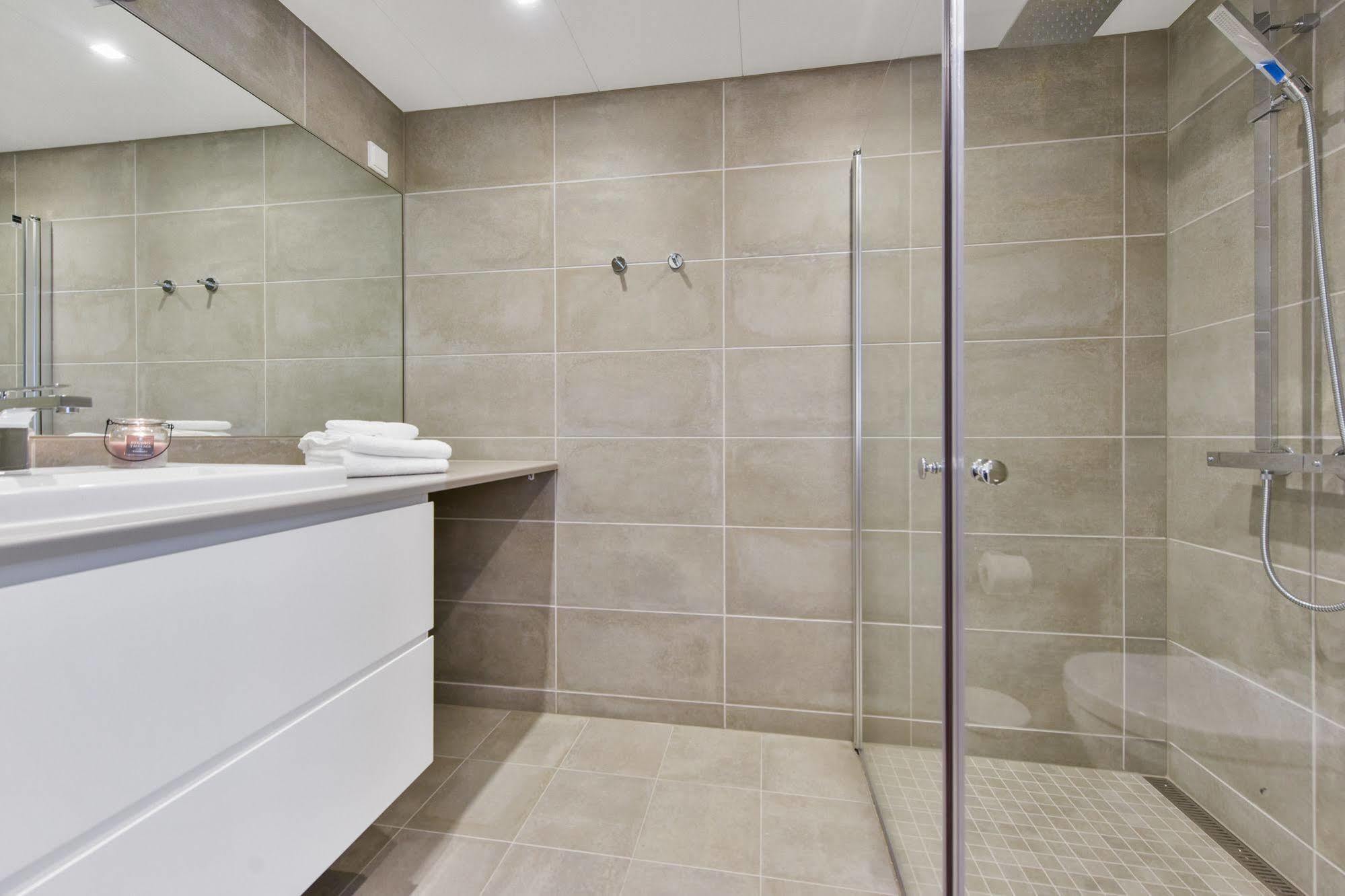 Forenom Serviced Apartments Oslo Majorstuen Buitenkant foto